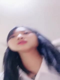 _直播_三个00后嫩妹妹！顶级粉嫩美穴！幸福老哥一挑三，情趣椅子妹妹轮流上，大屌爆插嫩穴4...的封面图